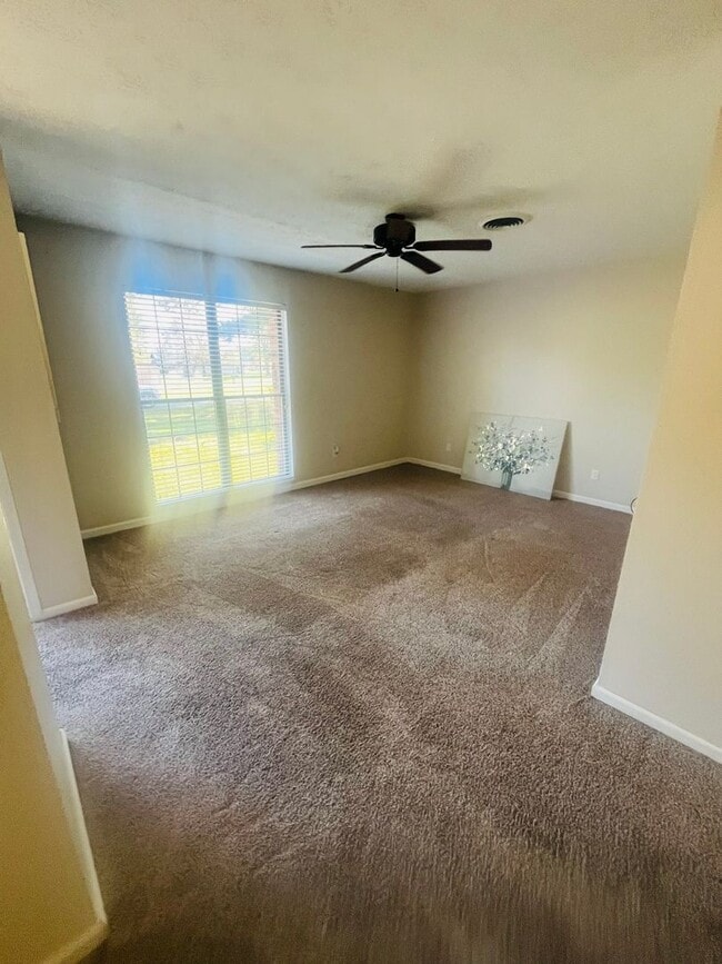 Photo - Welcome to Woodbine Two