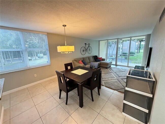 Photo - 9491 Evergreen Pl Unit 201