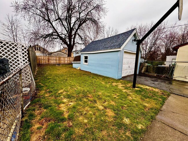 Photo - 108 David Ave