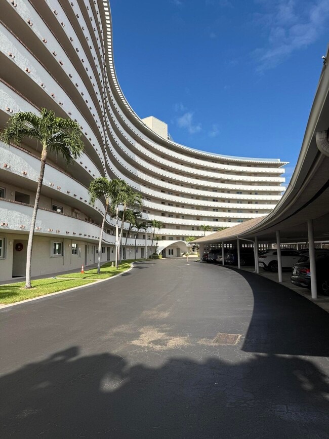 Photo - 1537 E Hillsboro Blvd Unit 340