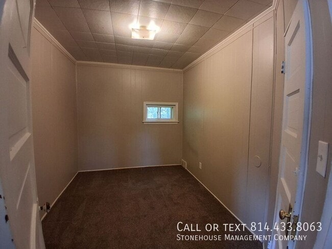 Photo - 1404 E 8th St Unit 2