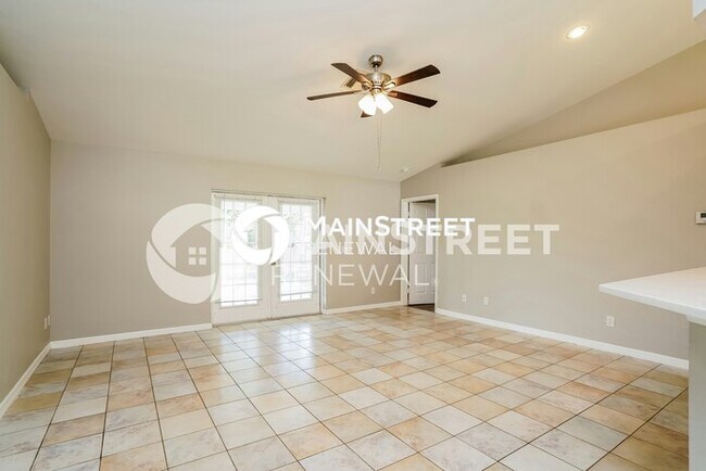 Photo - 3 Bedroom Pet-Friendly Home in FORT MYERS, FL with Main Street Renewal