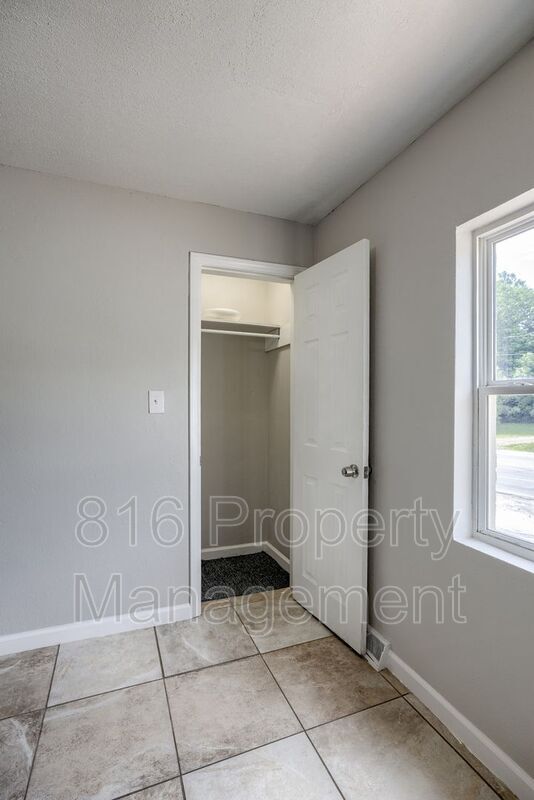 Photo - 8718 E Winner Rd Unit 8718 1/2