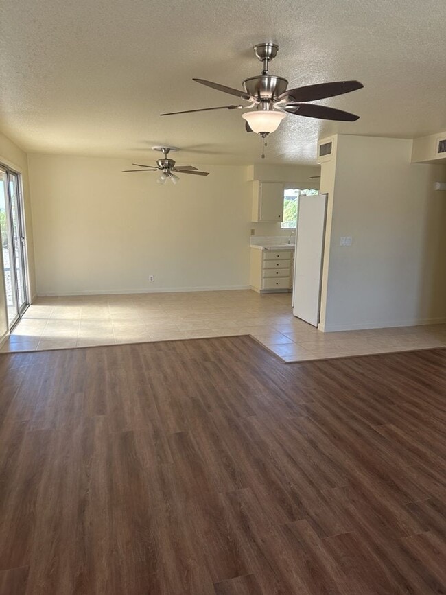 219 Jade Ln