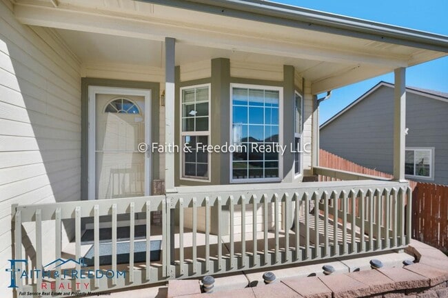 Photo - 8354 Freestar Way