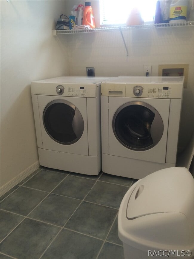 Photo - 791 E Hartford St