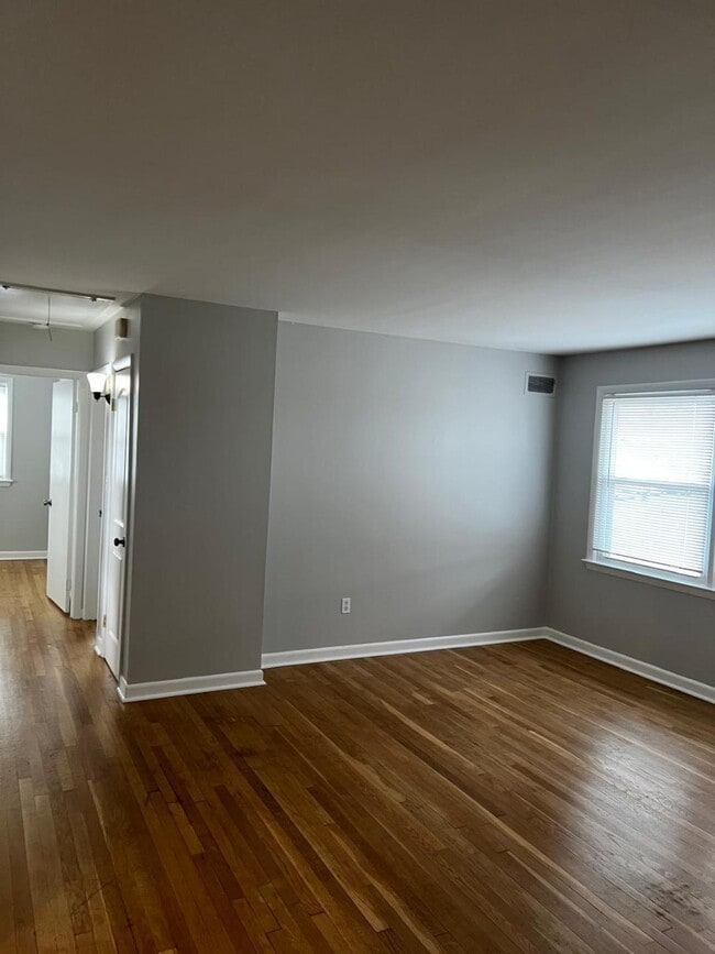 Photo - 1138 Shuford Ave