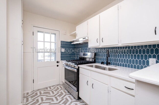 623 Sherman St Unidad D