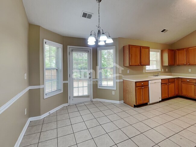 Photo - 3174 Baymount Way