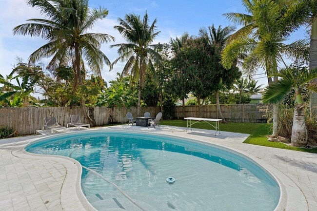 Photo - 226 SW 13th Ave