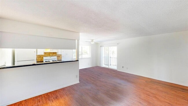 Photo - 2707 Windswept Cove Unidad 203