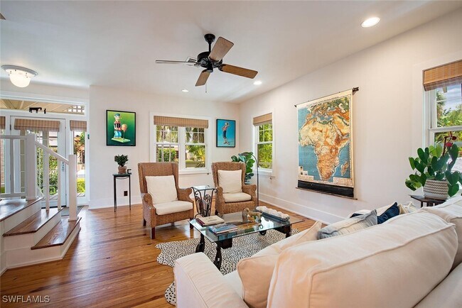 Photo - 756 8th Ave S