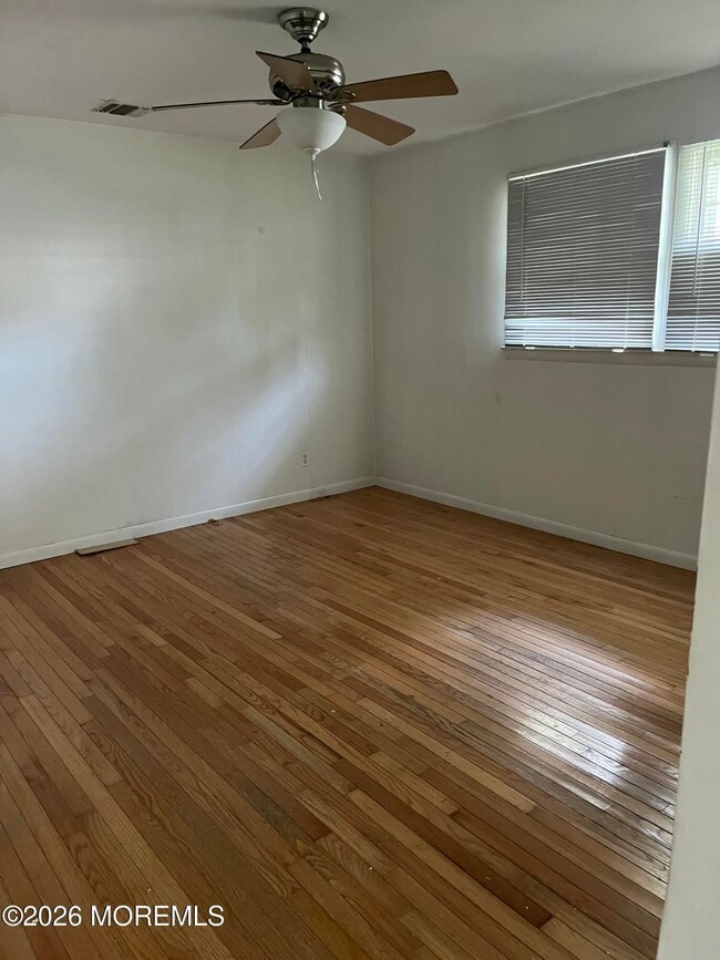 Photo - 507 Staffa St