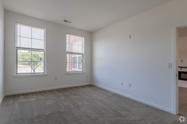 2 BR, 2 BA - 1,267 SF