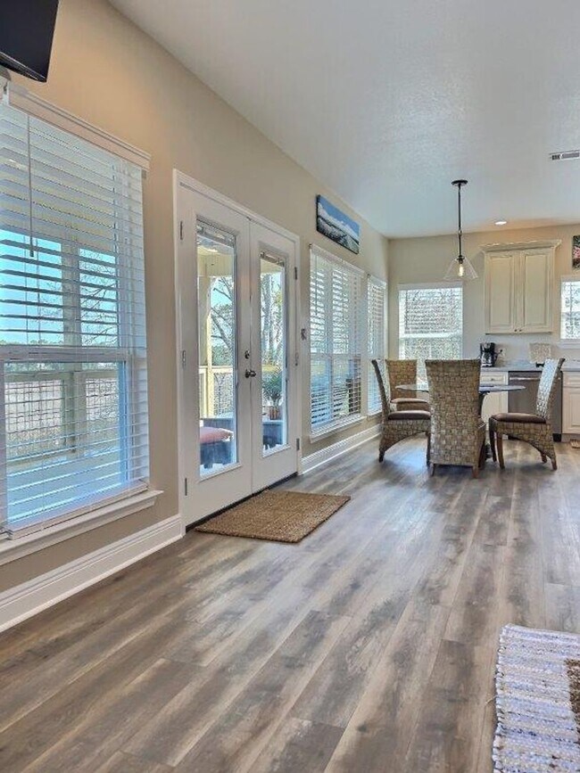 Photo - Fully Furnished 2 BD/2 BA Retreat on the Bayou