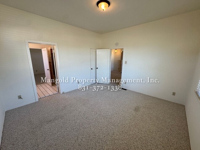 Photo - 611 W Franklin St Unit A