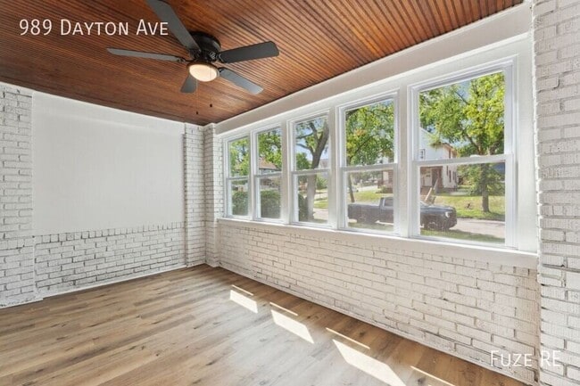 989 Dayton Ave
