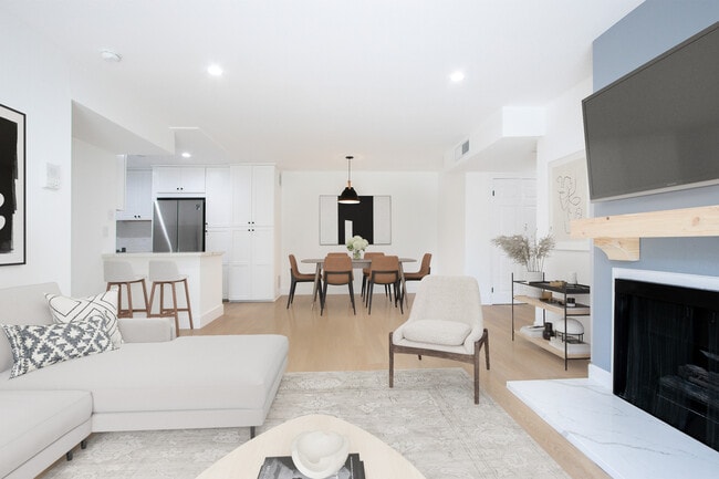 Photo - 12420 Woodgreen St