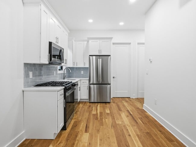 Photo - 858 West Side Ave Unit 2R