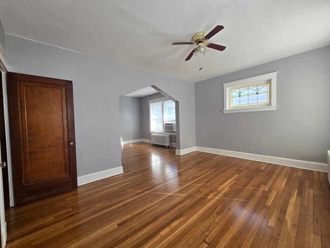 Building Photo - 6012 Carlsbad Ave Rental