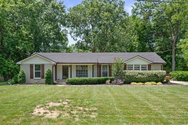 Photo - 819 Chrisman Dr