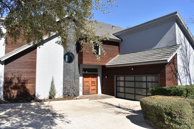 2307 Autumn Oaks Trail