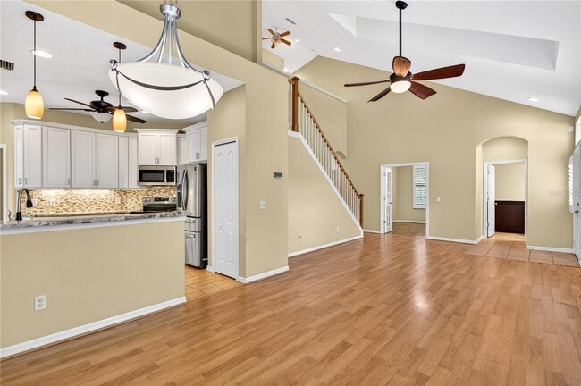 Photo - 10801 Spring Mountain Pl