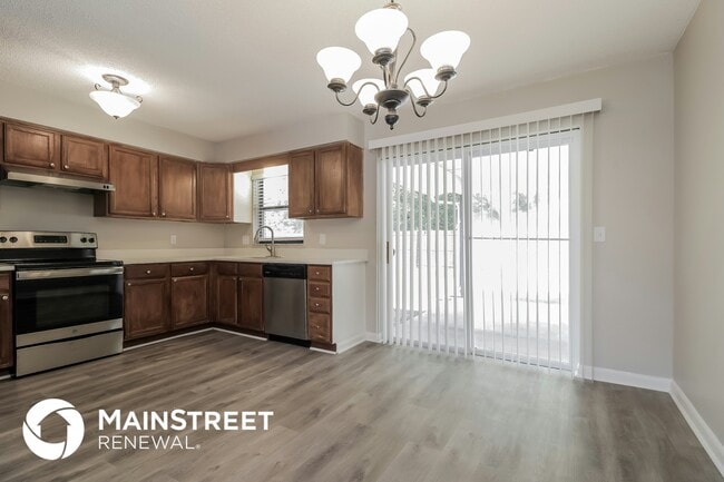 Photo - 1001 Wildwood Blvd