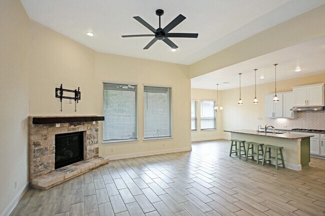 Photo - 1434 Oaklawn Dr