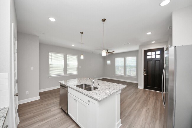 Photo - 5300 Berkeley Knl Cir