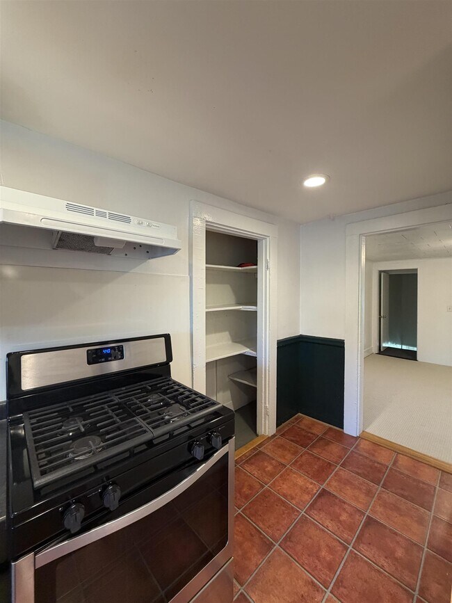 Photo - 84 Pleasant St Unidad 3