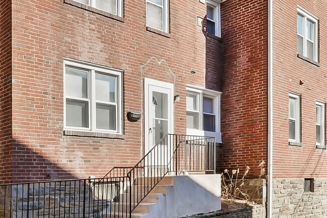 Photo - 709 Morgan Ave Unit 1