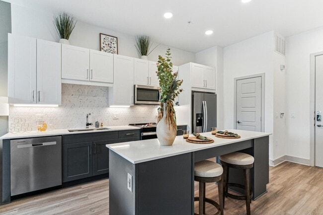 Building Photo - Alta Riverside Rental