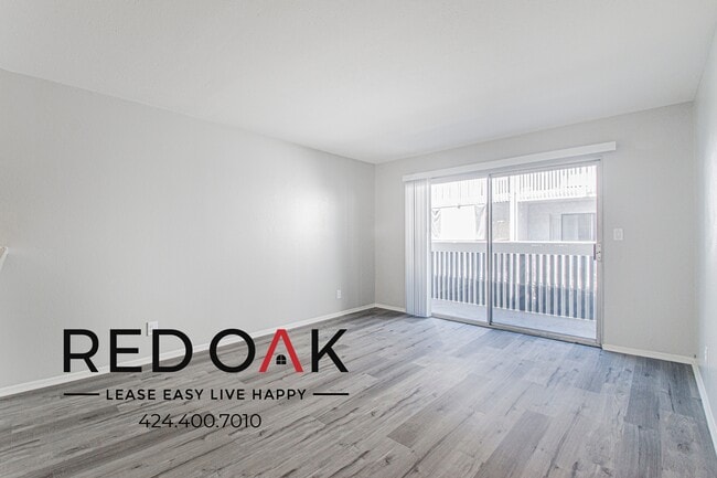 Photo - 379 Newport Ave Unidad 219