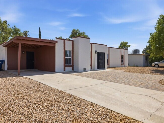 Photo - 7530 E Stella Rd