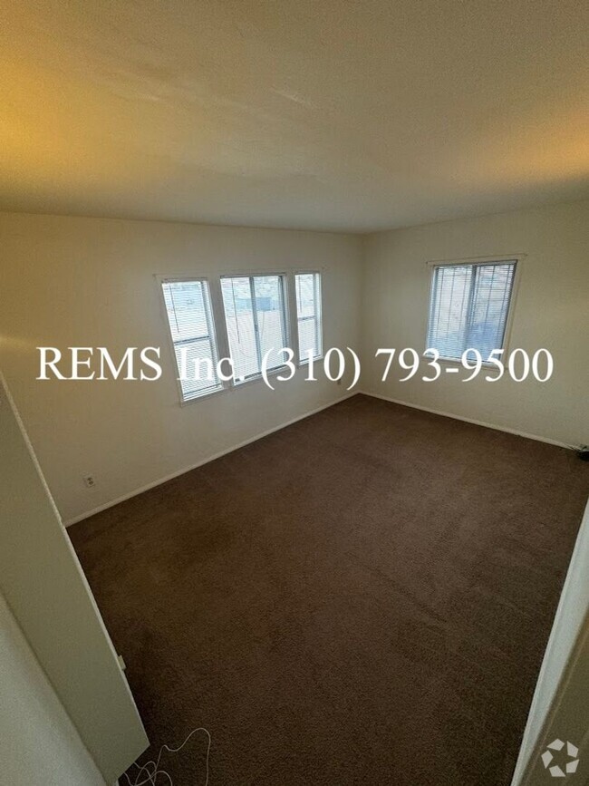 Building Photo - LWS01 Unit 15816-B Rental