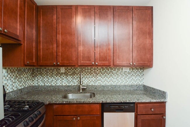 Photo - 4551 N Damen Unit 203