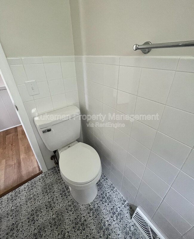 Photo - 429 W Van Hoesen Blvd