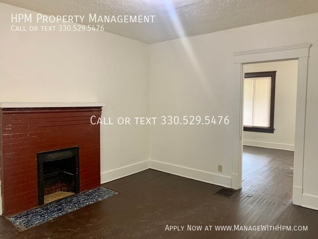 Photo - 201 Broad Ave NW