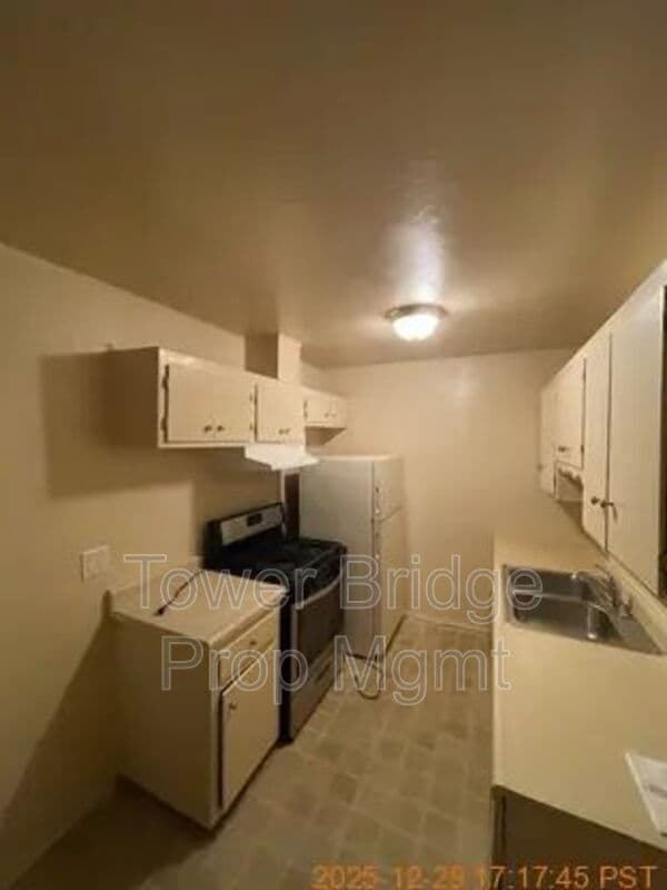 Photo - 4549 Ashcroft Ave Unit 31