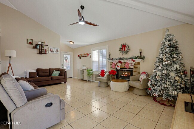 Photo - 1281 Amber Morgan Dr