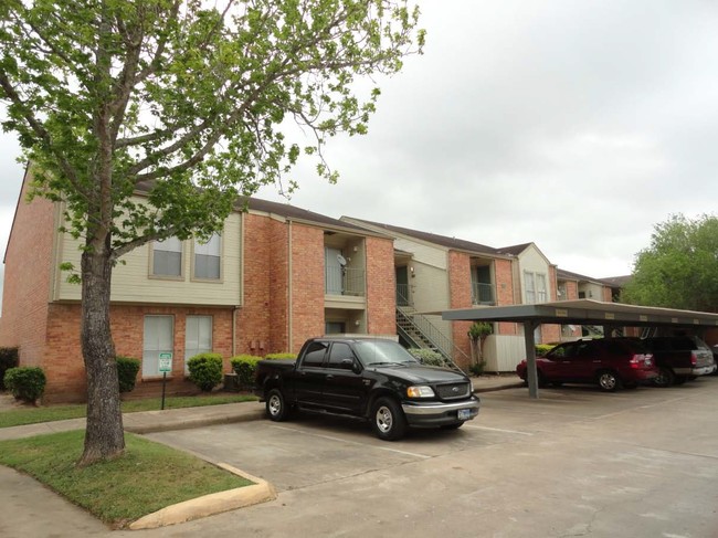 Mill Creek Apartments - Mill Creek Apartments