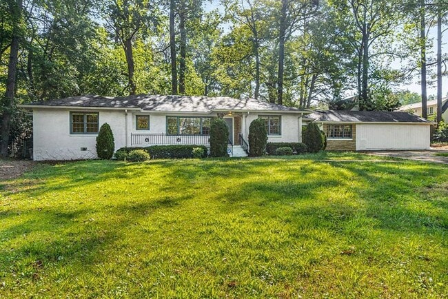 Photo - 3851 Wieuca Rd NE