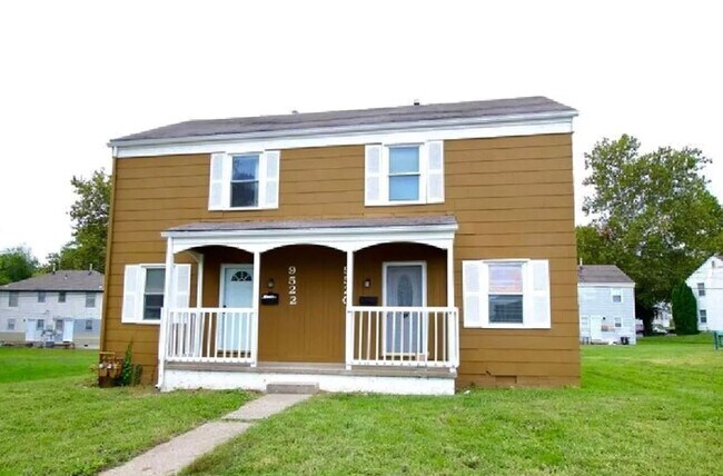 Cozy 2 Bedroom/1Bathroom Duplex For Rent *... - Cozy 2 Bedroom/1Bathroom Duplex For Rent *... House