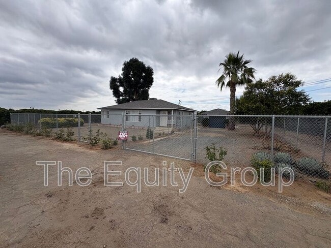Building Photo - 14519 Avenue 416