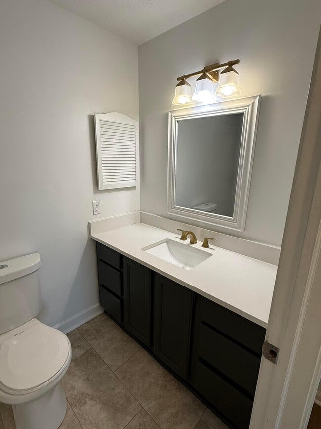 Photo - 1440 Slade Ave Unit 202