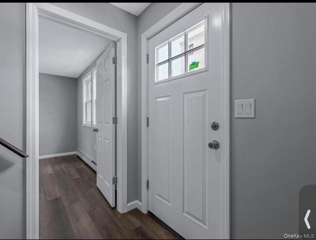 Building Photo - 6 E Barclay St