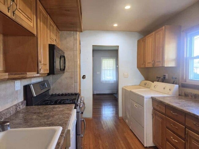 Photo - 111 Horton Rd