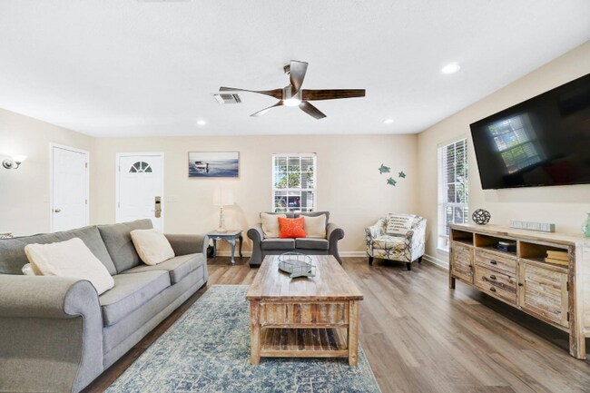 Photo - 22609 Sunset Ave House