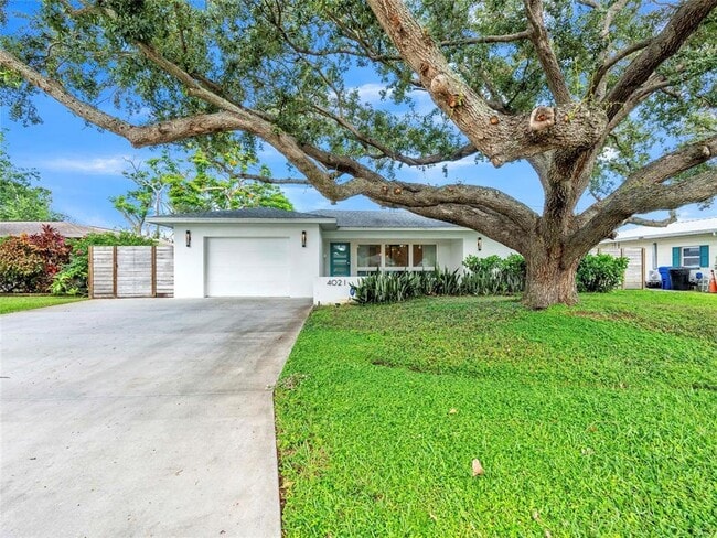 Building Photo - 4021 21st Ave N